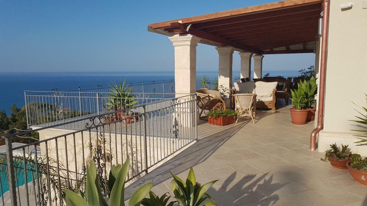 מרינה די פלמה B&B Terrazze Chiaramontane מראה חיצוני תמונה